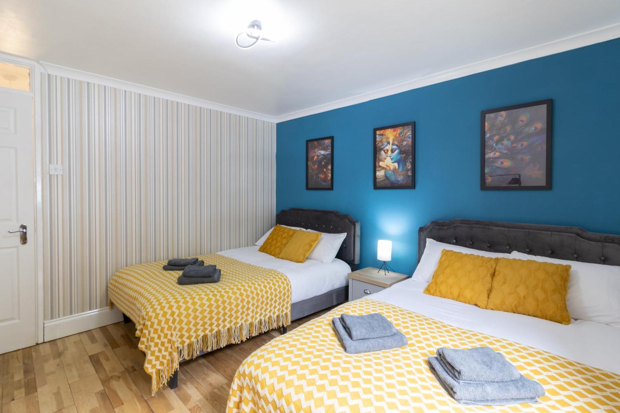 Open Mind Leisure - Gunwharf Quays 4 Beds Parking Hébergement de vacances Portsmouth