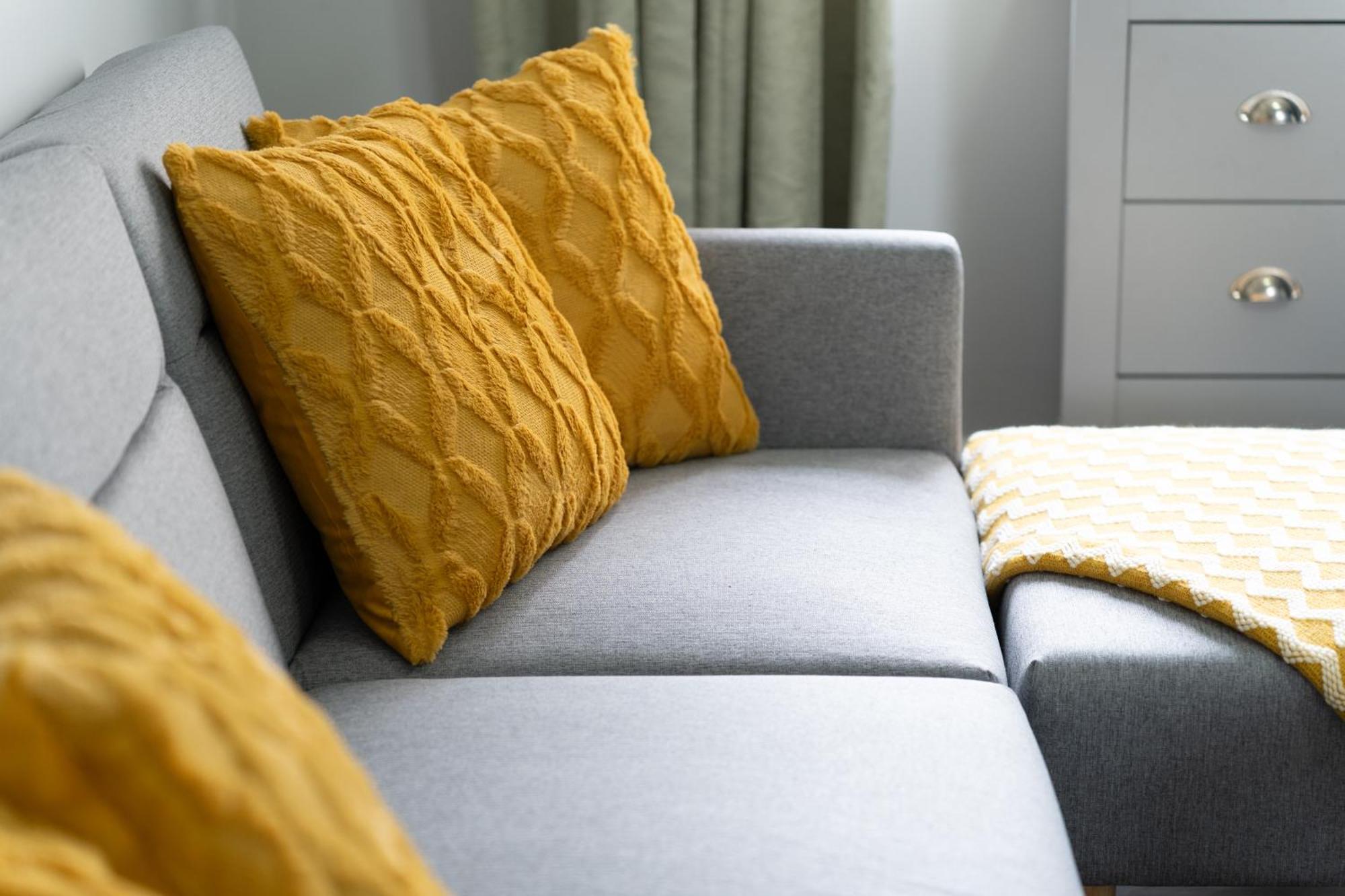 Open Mind Leisure - Gunwharf Quays 4 Beds Parking Holiday home