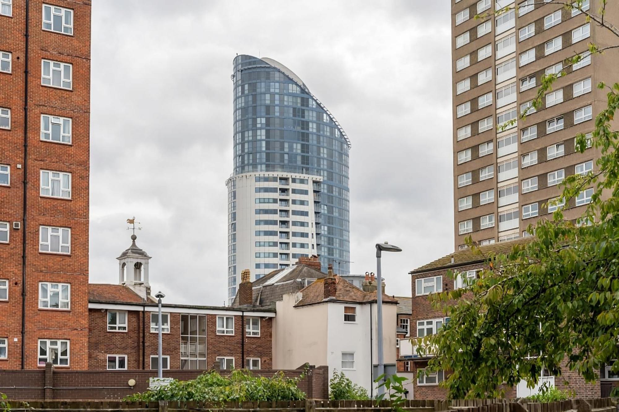 Open Mind Leisure - Gunwharf Quays 4 Beds Parking Portsmouth